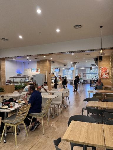 https://dgji3nicqfspr.cloudfront.net/BEKASI_SELATAN/Restaurant/Kei_Sushi/Reviews/thumbnail/file_1712766151385.jpg