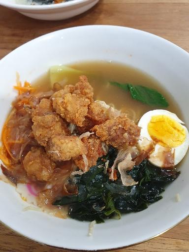 https://dgji3nicqfspr.cloudfront.net/BEKASI_TIMUR/Restaurant/Ramen_Cemen_Bekasi/Reviews/thumbnail/file_1706616954106.jpg