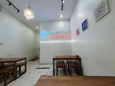 https://dgji3nicqfspr.cloudfront.net/BEKASI_TIMUR/Restaurant/Ramen_Cemen_Bekasi/Reviews/thumbnail/file_1706616959227.jpg