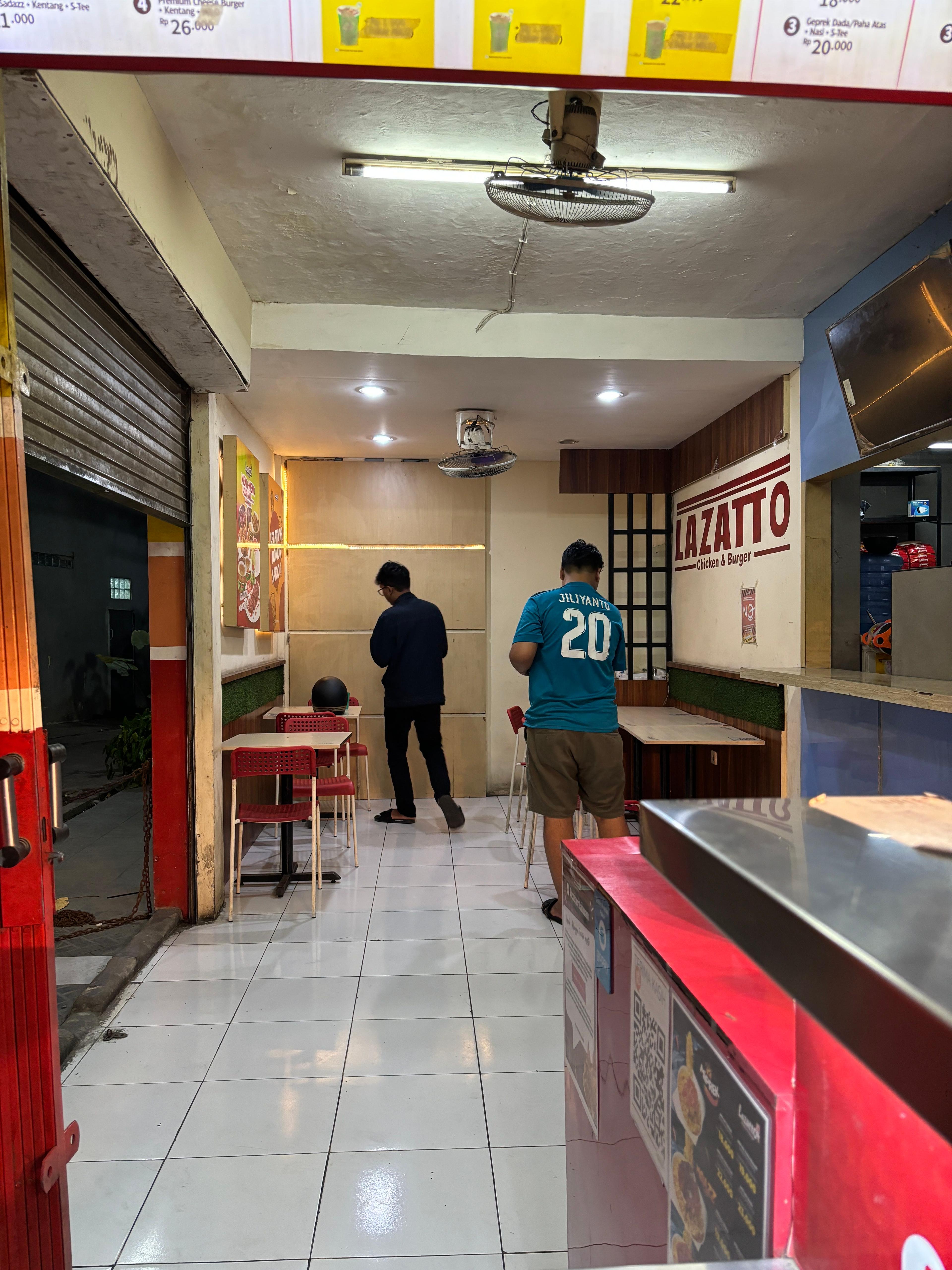 Lazatto Chicken & Burger Muchtar Tabrani 2 review