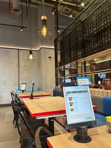 https://dgji3nicqfspr.cloudfront.net/BEKASI_UTARA/Restaurant/Mujigae/Reviews/thumbnail/file-17EB28B91D215A36-thumb_1723516058332.jpg