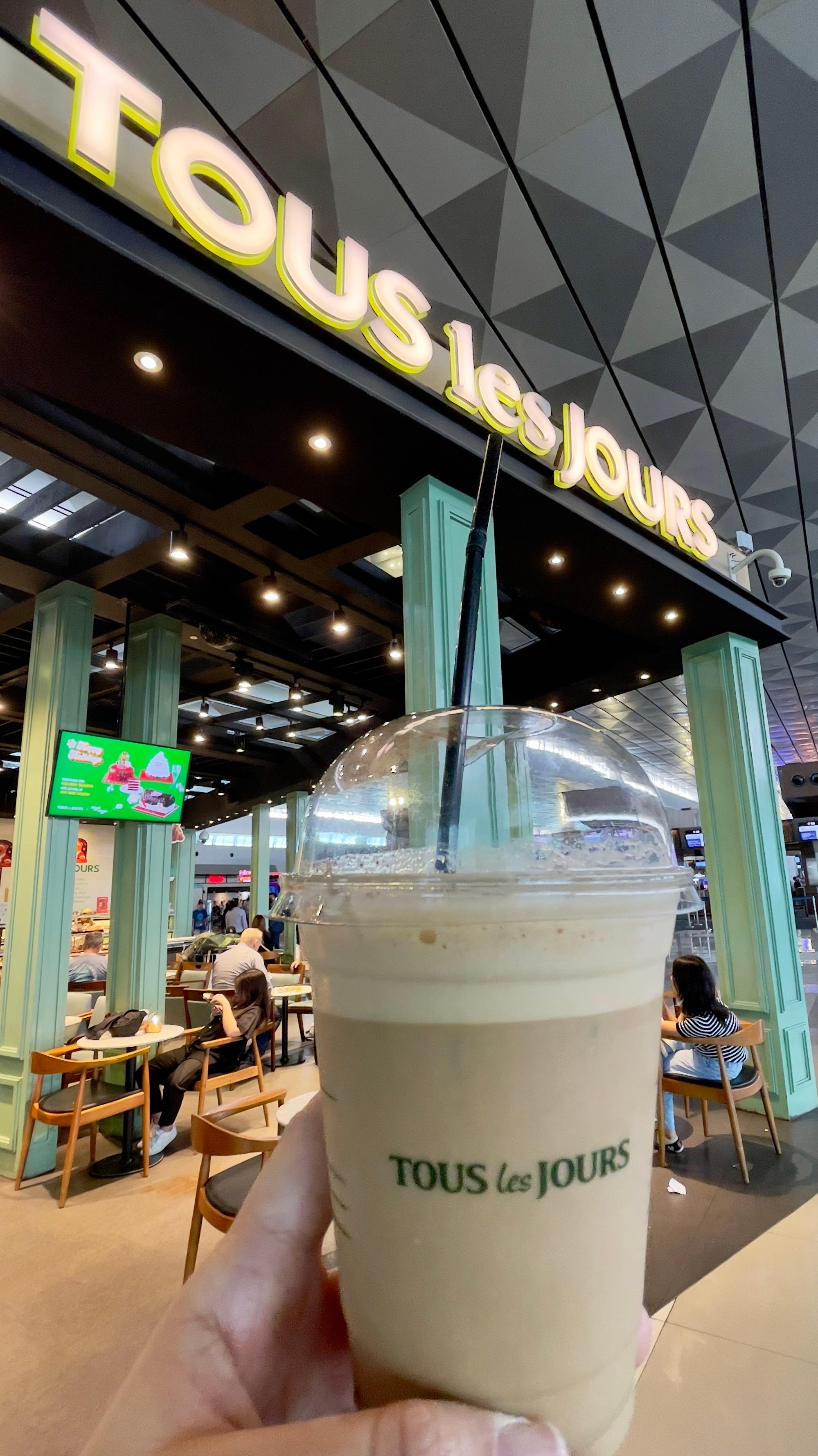 Tous Les Jours - T3 Bandara Soetta review