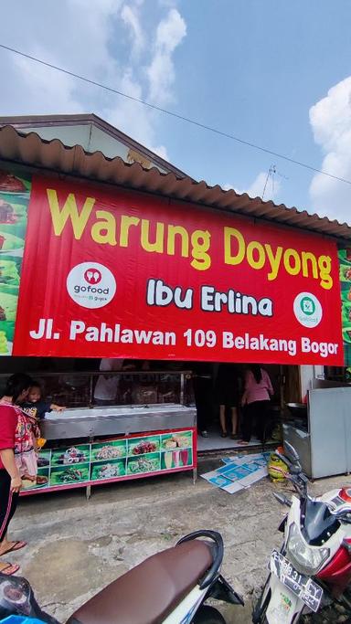 https://dgji3nicqfspr.cloudfront.net/BOGOR_SELATAN_-_KOTA/Restaurant/Warung_Doyong_Ibu_Erlina/Reviews/thumbnail/IMG_Review_1719849192801_compressed6580845906365301182-17DE21BB000F67F2-thumb_1719849195149.jpg