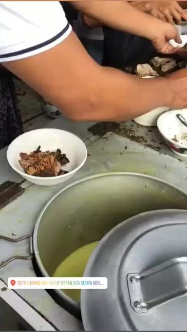 https://dgji3nicqfspr.cloudfront.net/BOGOR_TENGAH_-_KOTA/Restaurant/Soto_Kuning_Pak_Yusup/Reviews/thumbnail/22VID_Review_17105162960675228431942762633791_171051629833422_1710516299015.jpg