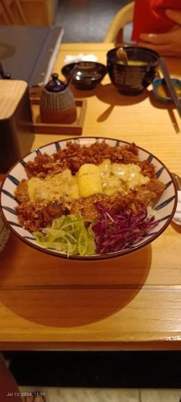 https://dgji3nicqfspr.cloudfront.net/BOGOR_TIMUR/Japanese_Restaurant/Yujo/Reviews/thumbnail/IMG_Review_1720862081378_compressed2180212680793338267-17E1BAF226853646-thumb_1720862081975.jpg