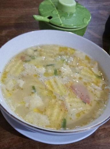 https://dgji3nicqfspr.cloudfront.net/BOGOR_TIMUR/Restaurant/Kedai_Soto_Ibu_Rahayu/Reviews/thumbnail/file_1709035945187.jpg