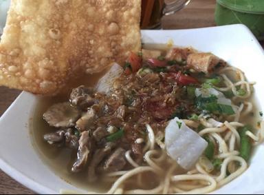 https://dgji3nicqfspr.cloudfront.net/BOGOR_TIMUR/Restaurant/Kedai_Soto_Ibu_Rahayu/Reviews/thumbnail/file_1709036046006.jpg