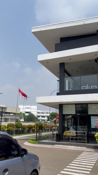 https://dgji3nicqfspr.cloudfront.net/CAKUNG/Restaurant/McdonaldS__Sedayu_City/Reviews/22file_171524786151722_1715247862510.jpg