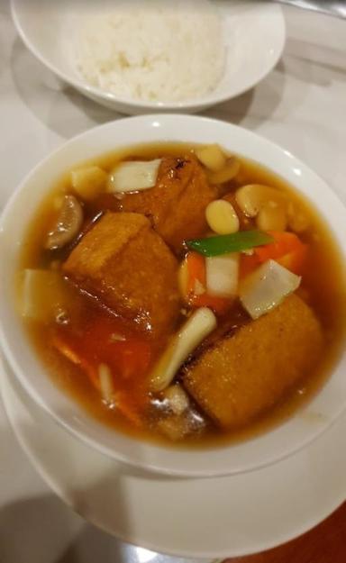 https://dgji3nicqfspr.cloudfront.net/CENGKARENG/Chinese_Restaurant/Tea_Garden/Reviews/thumbnail/uploadsuploads-thumb_1714709486224.jpg