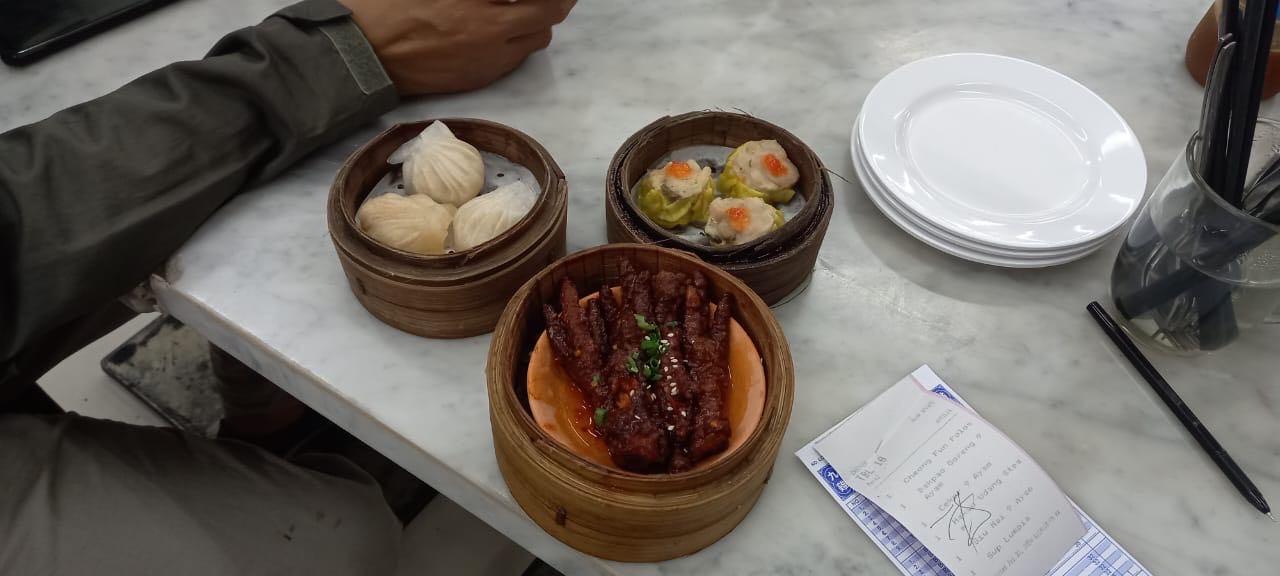 Dimsum Sembilan Ayam review