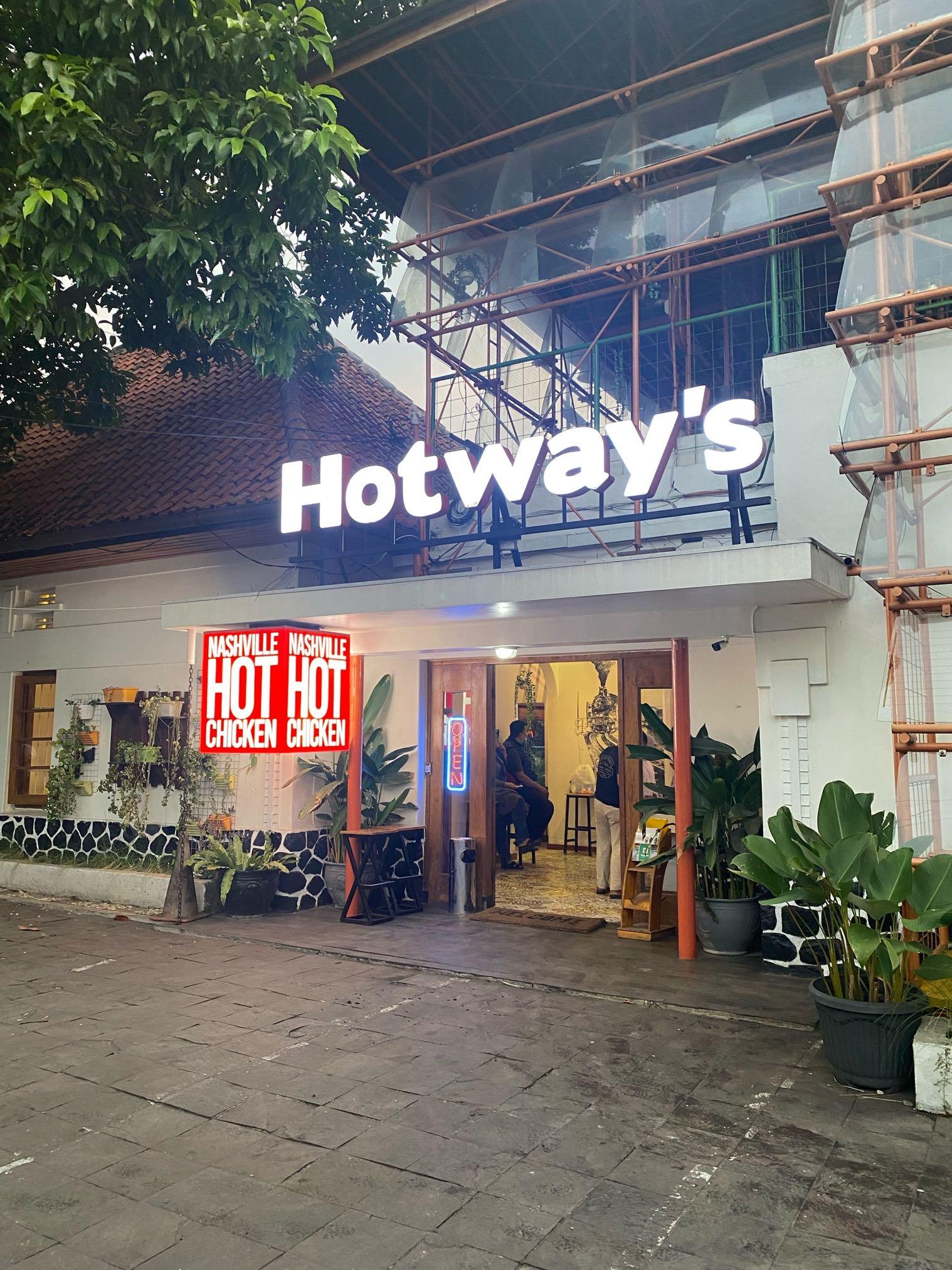 Hotways Chicken Bandung Tamansari review