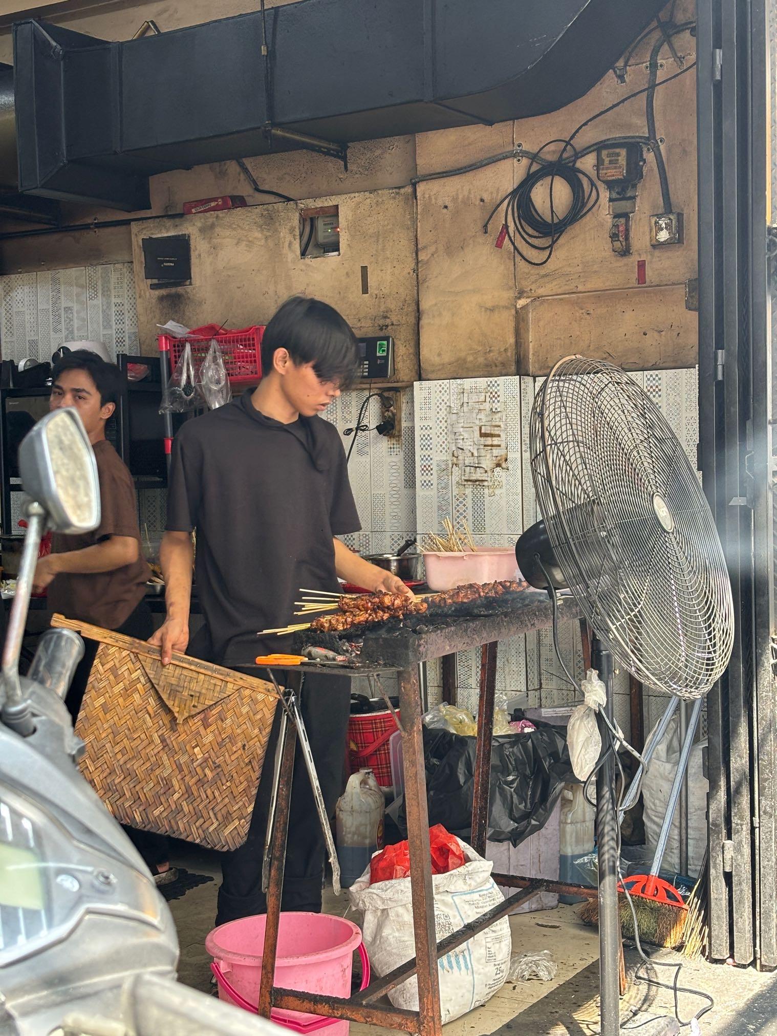 Warung Bali Pak Gede review