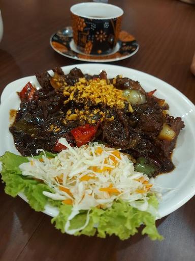 https://dgji3nicqfspr.cloudfront.net/CILODONG/Restaurant/Lembur_Kuring_Cimanggis/Reviews/thumbnail/uploadsuploads-thumb_1715400317922.jpg