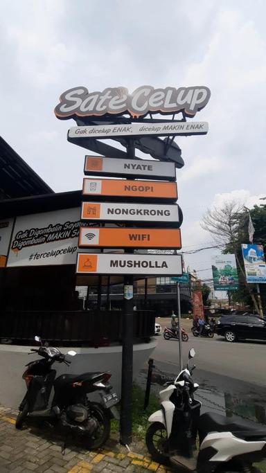 https://dgji3nicqfspr.cloudfront.net/CINERE/Restaurant/Sate_Celup__Cinere/Reviews/thumbnail/uploadsuploads-thumb_1714635998858.jpg