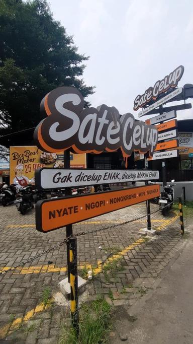 https://dgji3nicqfspr.cloudfront.net/CINERE/Restaurant/Sate_Celup__Cinere/Reviews/thumbnail/uploadsuploads-thumb_1714636007604.jpg