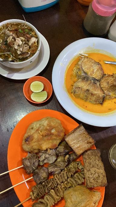 https://dgji3nicqfspr.cloudfront.net/CIPUTAT/Restaurant/Pionir_Soto_Kudus_Kauman/Reviews/thumbnail/file_1709946609175.jpg