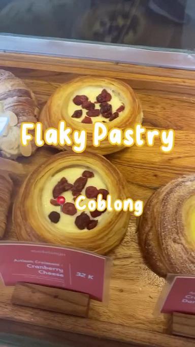 https://dgji3nicqfspr.cloudfront.net/COBLONG/Bakery/Madalangu_Bakehouse/Reviews/22file-17E1D3100B274B3D_172088859935922_1720888600998.jpg