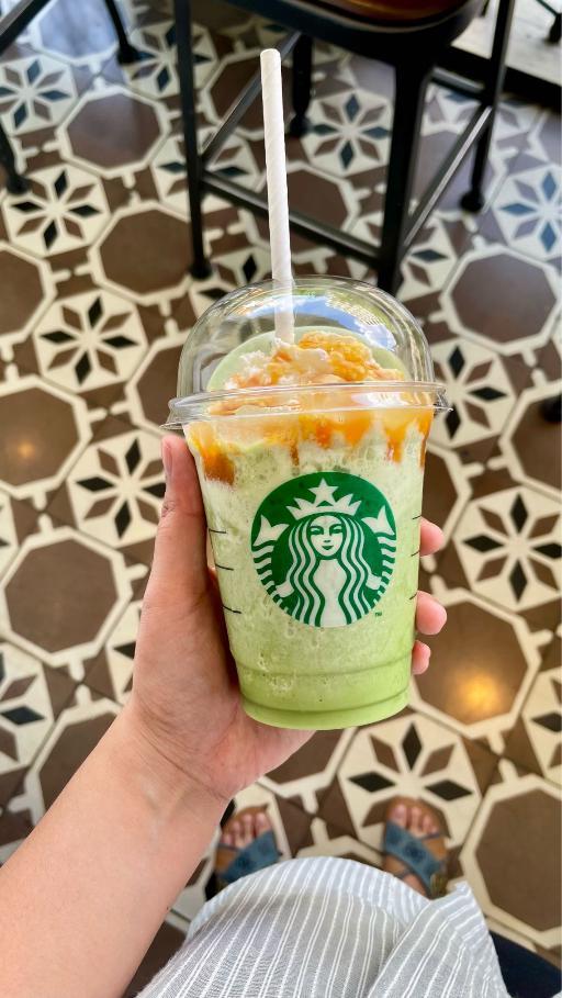 Starbucks Malioboro review