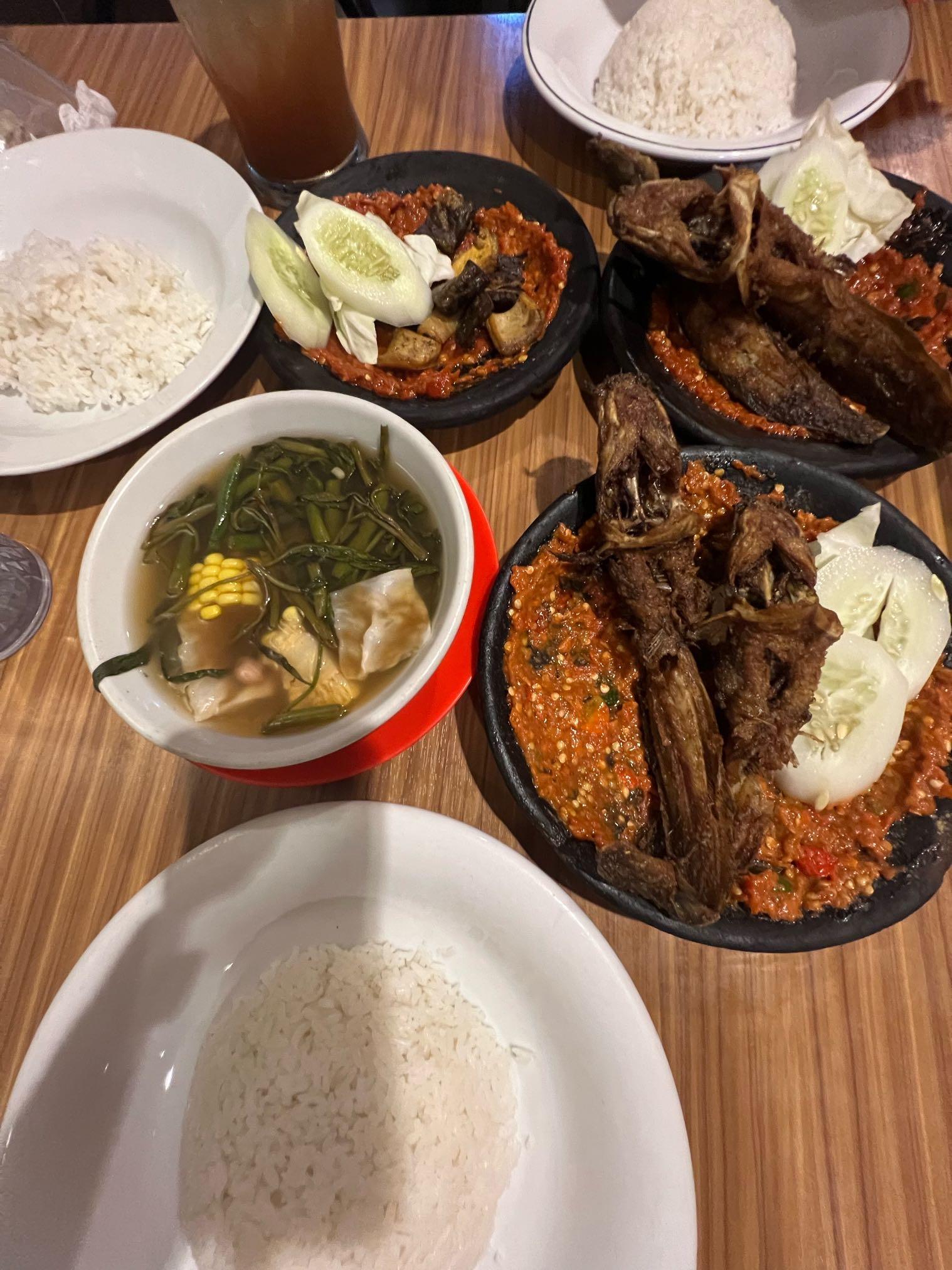 Warung Bu Kris review