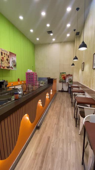 https://dgji3nicqfspr.cloudfront.net/DUREN_SAWIT/Restaurant/O__Crepes/Reviews/22file-17D3B9A4B222AC61_171692000086422_1716920002270.jpg