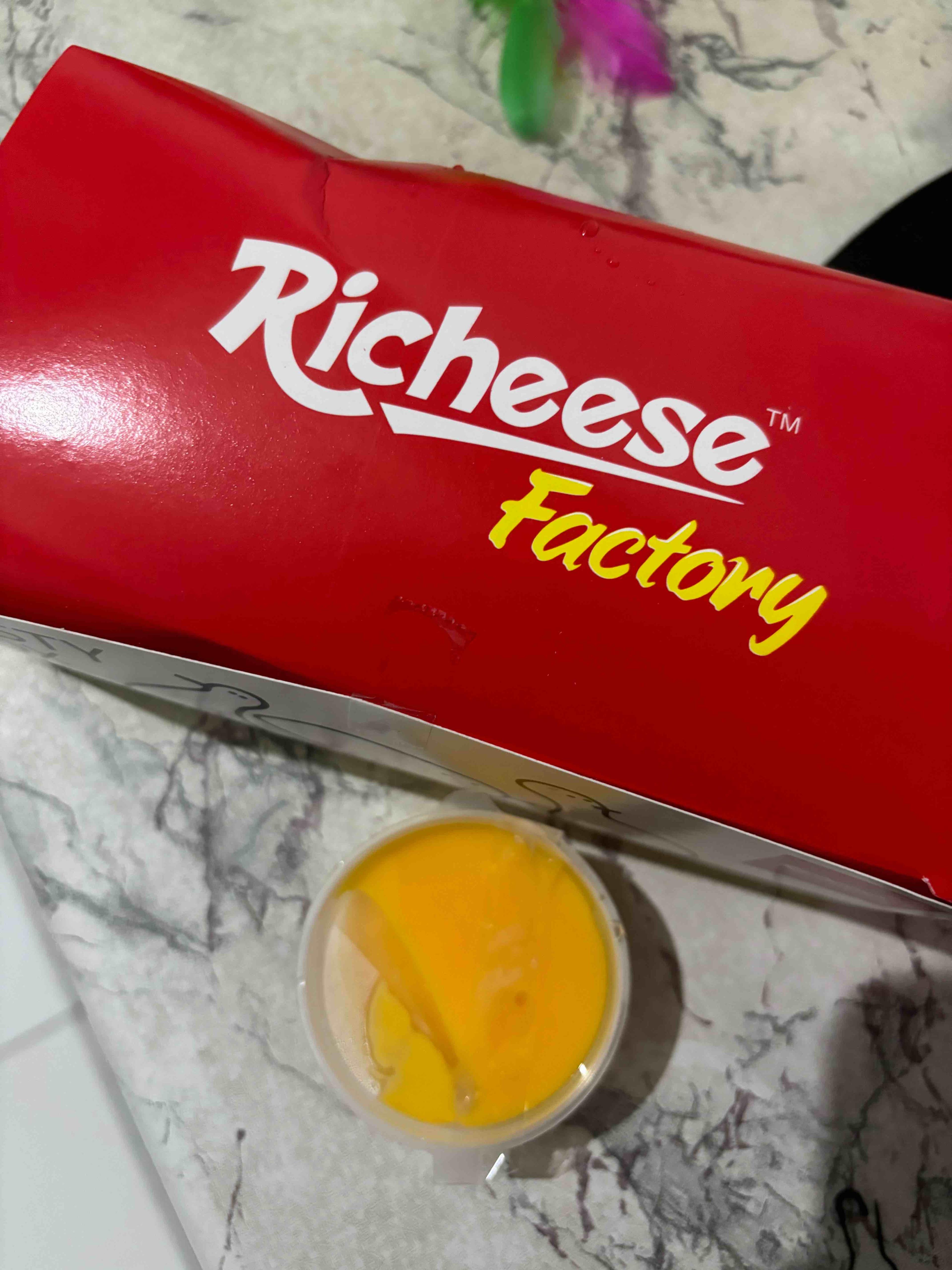 Richeese Factory - Pahlawan Revolusi review