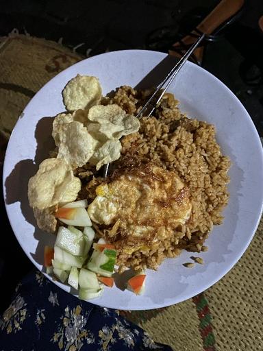 https://dgji3nicqfspr.cloudfront.net/GONDOKUSUMAN/Restaurant/Nasi_Goreng_Sapi_Kantor_Notaris/Reviews/thumbnail/file_1710259536782.jpg