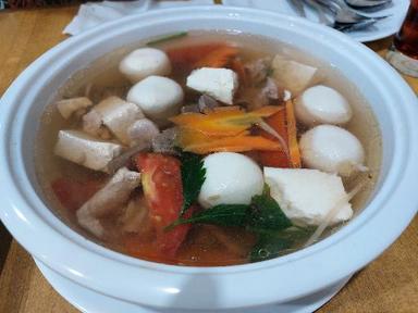 https://dgji3nicqfspr.cloudfront.net/GROGOL_PETAMBURAN/Chinese_Restaurant/Restoran_Chinese_Food_Ahwa/Reviews/thumbnail/uploadsuploads-thumb_1714313227841.jpg