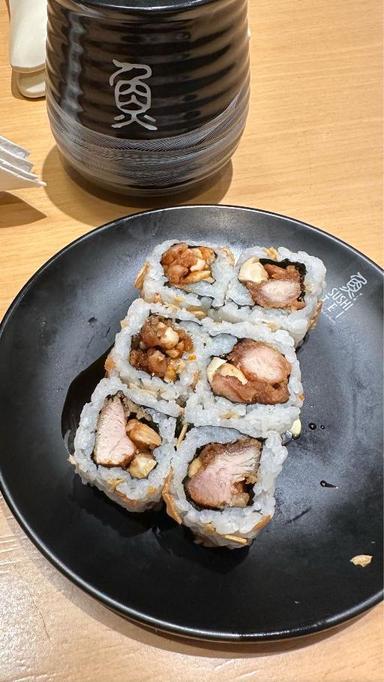 https://dgji3nicqfspr.cloudfront.net/GROGOL_PETAMBURAN/Japanese_Restaurant/Sushi_Tei__Central_Park_Jakarta/Reviews/thumbnail/file-17D98593C295A304-thumb_1718551603003.jpg