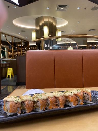 https://dgji3nicqfspr.cloudfront.net/GROGOL_PETAMBURAN/Japanese_Restaurant/Sushi_Tei__Central_Park_Jakarta/Reviews/thumbnail/file_1713354504116.jpg