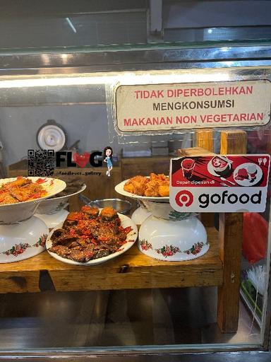 https://dgji3nicqfspr.cloudfront.net/GROGOL_PETAMBURAN/Restaurant/Rm_Namy_House_Masakan_Vege_Nasi_Padang/Reviews/thumbnail/file_1706882116203.jpg