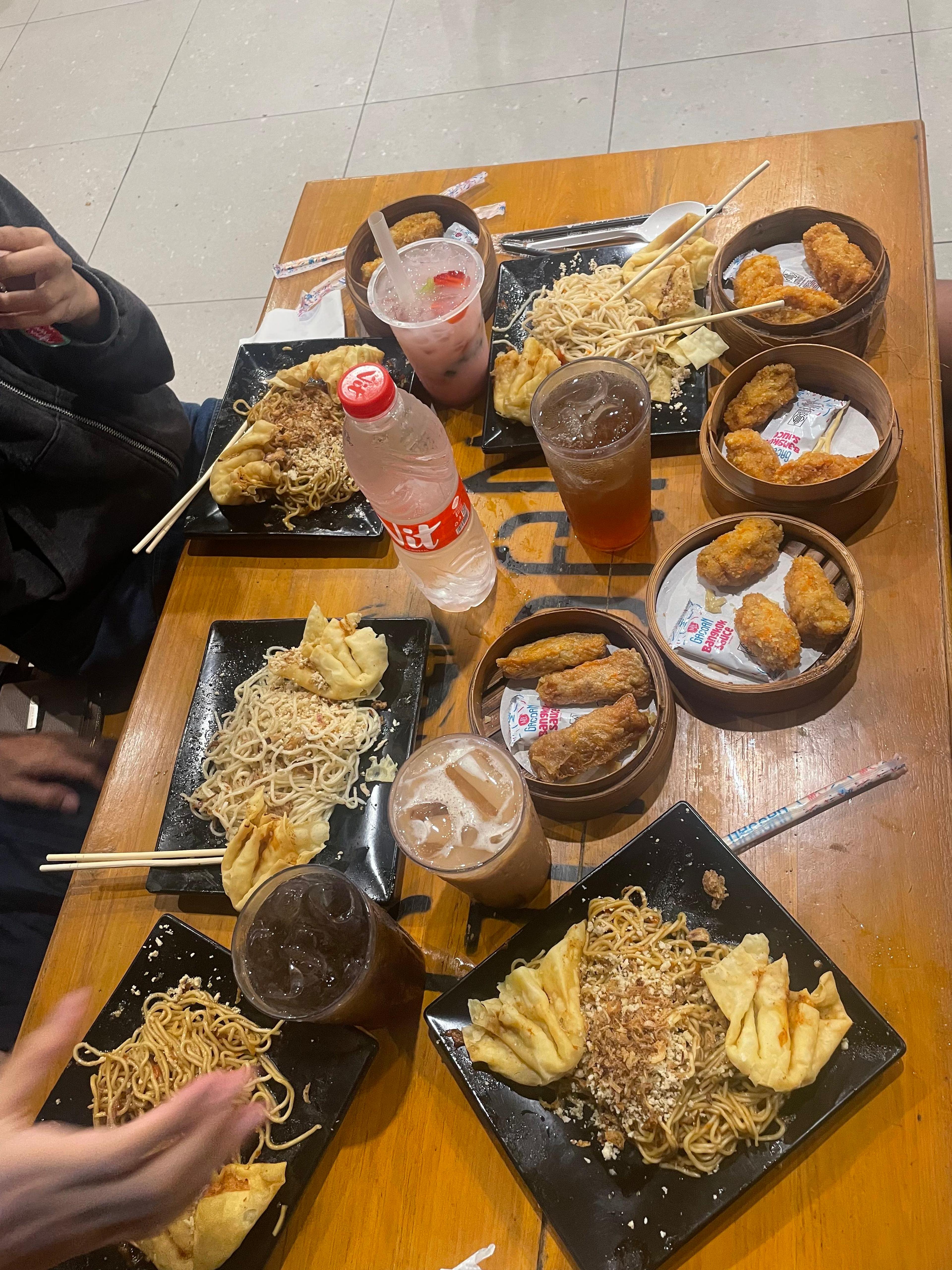 Mie Gacoan Bekasi - Jatiasih review