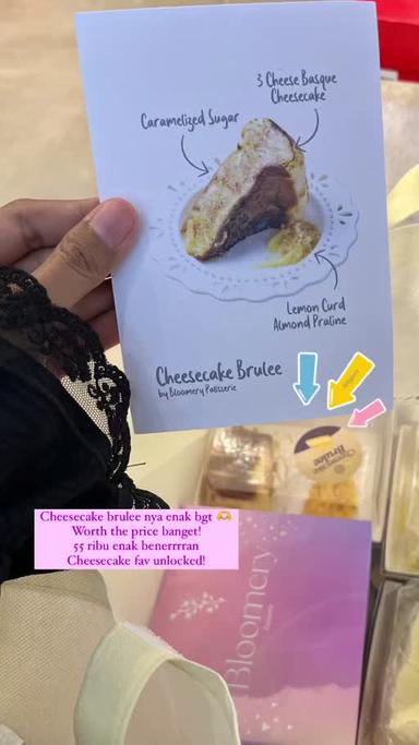 https://dgji3nicqfspr.cloudfront.net/KEBAYORAN_BARU/Bakery/Bloomery_Cake__Patisserie_Jakarta_Selatan/Reviews/22file-17DE91214F6CE1AD_171997168007422_1719971680619.jpg