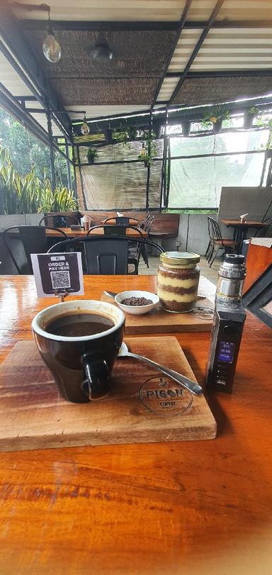 https://dgji3nicqfspr.cloudfront.net/KEBAYORAN_BARU/Cafe/Pison_Jakarta/Reviews/thumbnail/uploadsuploads-thumb_1715318072836.jpg