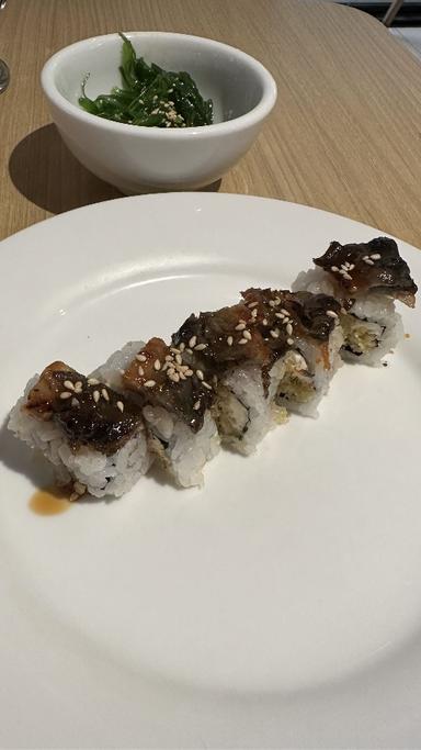 https://dgji3nicqfspr.cloudfront.net/KEBAYORAN_BARU/Japanese_Restaurant/3_Wise_Monkeys/Reviews/thumbnail/file_1713367455920.jpg