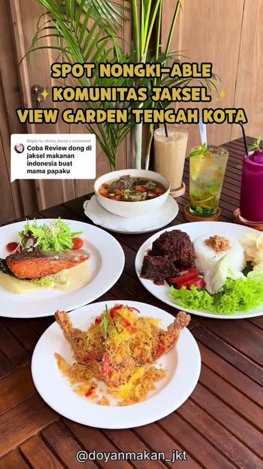 https://dgji3nicqfspr.cloudfront.net/KEBAYORAN_BARU/Restaurant/Kalia_Restaurant/Reviews/thumbnail/1IcAJUKPAs-jPNSoQvarnd3eV8u594BPQ-0.jpg