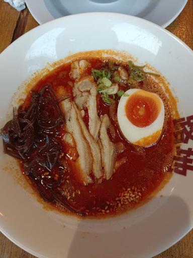 https://dgji3nicqfspr.cloudfront.net/KEBAYORAN_BARU/Restaurant/Roji_Ramen_Kamaja/Reviews/thumbnail/IMG_Review_1717581752777_compressed8238655895405879414-17D61381686DF16D-thumb_1717581754860.jpg