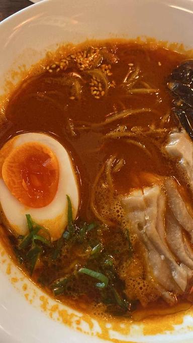 https://dgji3nicqfspr.cloudfront.net/KEBAYORAN_BARU/Restaurant/Roji_Ramen_Kamaja/Reviews/thumbnail/uploadsuploads-thumb_1714430769483.jpg