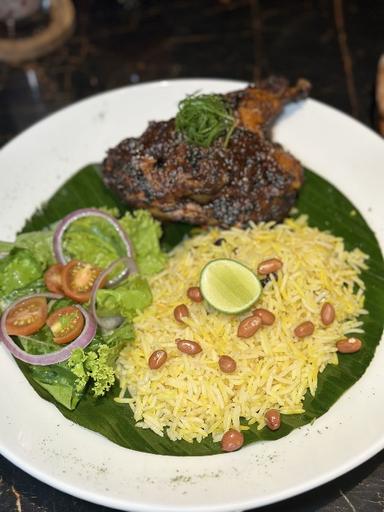 https://dgji3nicqfspr.cloudfront.net/KEBAYORAN_BARU/Restaurant/Senovarti__Restoran_Di_Senopati/Reviews/thumbnail/file_1713527427210.jpg