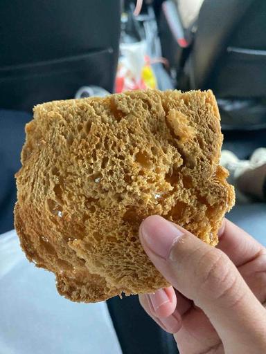 https://dgji3nicqfspr.cloudfront.net/KEBAYORAN_LAMA/Coffee_Shop/Ya_Kun_Kaya_Toast__Gandaria_City/Reviews/thumbnail/uploadsuploads-thumb_1715204169045.jpg