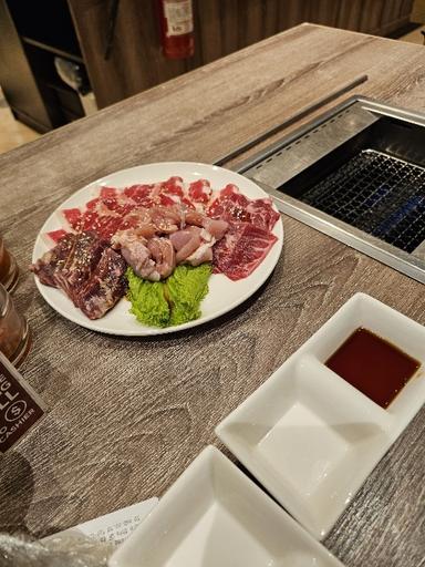 https://dgji3nicqfspr.cloudfront.net/KEBAYORAN_LAMA/Japanese_Restaurant/Yakiniku_Like_Pondok_Indah/Reviews/thumbnail/IMG_Review_1712899217818_compressed4232760975463580632_1712899218170.jpg