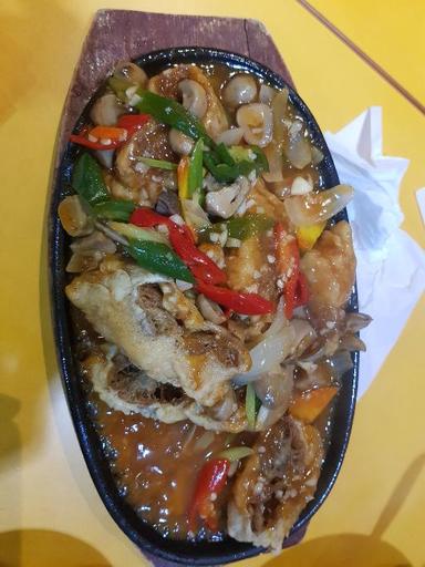 https://dgji3nicqfspr.cloudfront.net/KEBON_JERUK/Restaurant/Bakmi_Agoan_Perumahan/Reviews/thumbnail/uploadsuploads-thumb_1715826751001.jpg