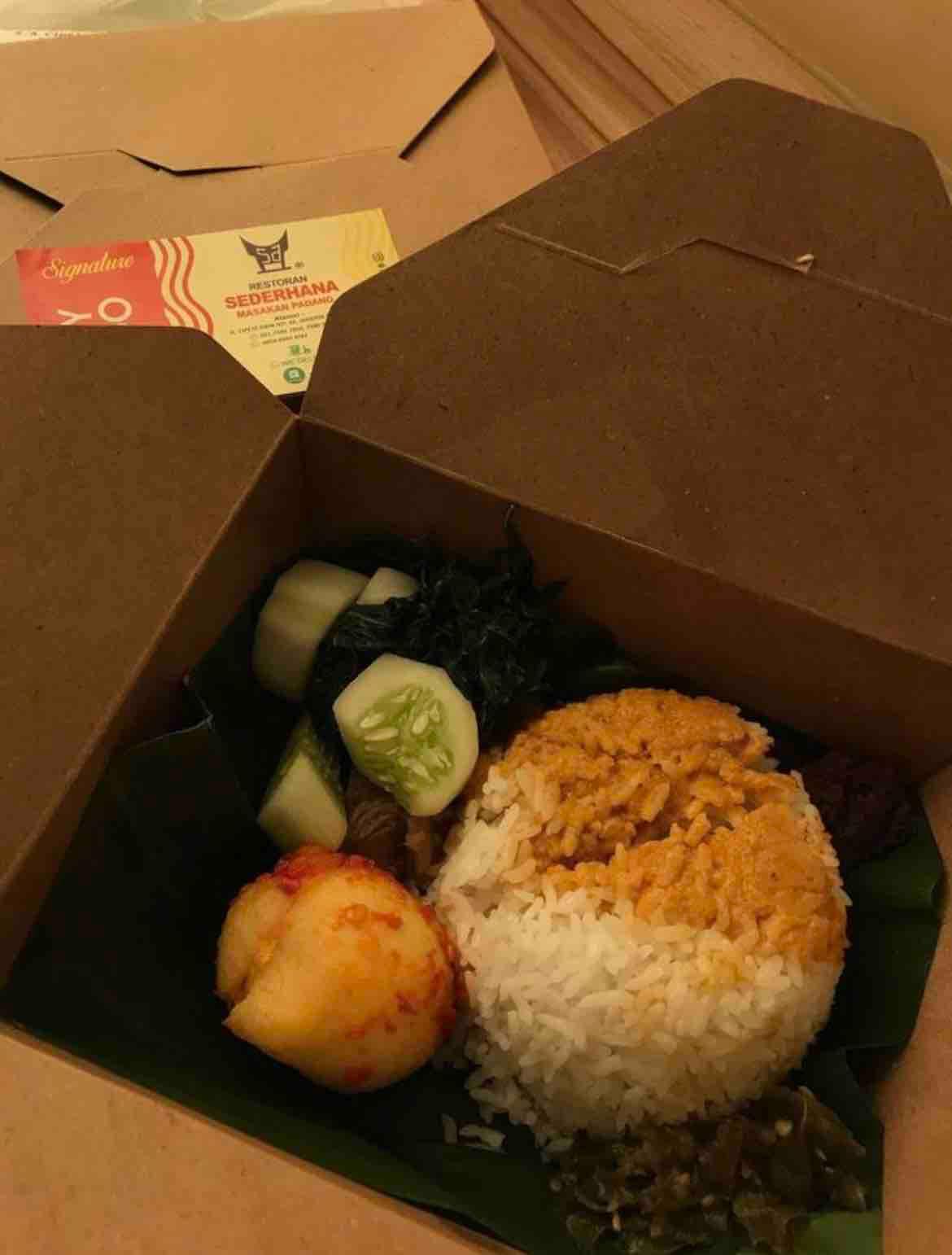 Nasi Padang Eatery Sederhana Sa review