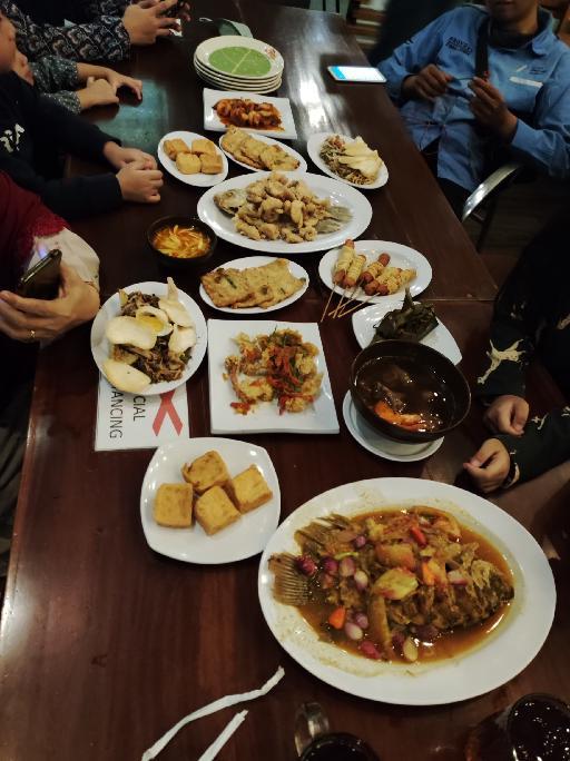 Waroeng Sunda Restaurant - Jakarta review