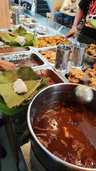 https://dgji3nicqfspr.cloudfront.net/KEJAKSAN/Restaurant/Nasi_Jamblang_Mang_Dul/Reviews/thumbnail/uploadsuploads-thumb_1715444837006.jpg