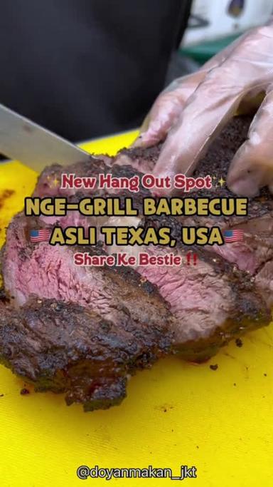 https://dgji3nicqfspr.cloudfront.net/KELAPA_DUA/Bar/Hotlicks_Texas_Bbq___Bar/Reviews/thumbnail/1zcT5CQpTYHcNTU4-b2ITGajwvxXv71RF-0.jpg