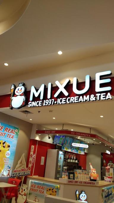 https://dgji3nicqfspr.cloudfront.net/KELAPA_DUA/Beverages/Mixue__Supermall_Karawaci/Reviews/thumbnail/IMG_Review_1718250779812_compressed8793623371818053683-17D873FBD2504DA4-thumb_1718250783751.jpg