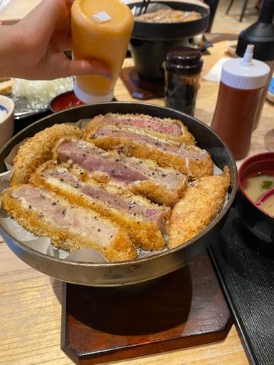 https://dgji3nicqfspr.cloudfront.net/KELAPA_DUA/Japanese_Restaurant/Kimukatsu__Summarecon_Mall_Serpong/Reviews/thumbnail/file_1713027224736.jpg