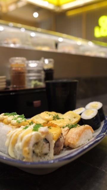 https://dgji3nicqfspr.cloudfront.net/KELAPA_DUA/Japanese_Restaurant/Sushi_Go__Summarecon_Mall_Serpong/Reviews/thumbnail/IMG_Review_1713411319205_compressed1710529671671932284_1713411319417.jpg