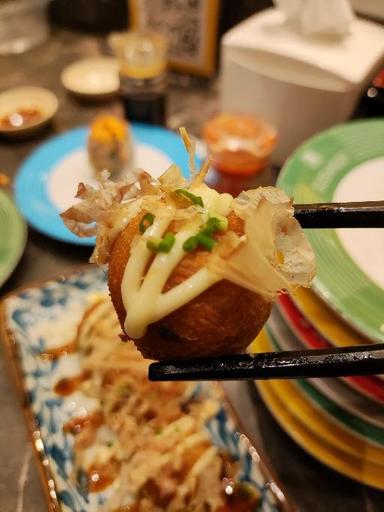 https://dgji3nicqfspr.cloudfront.net/KELAPA_DUA/Japanese_Restaurant/Sushi_Go__Summarecon_Mall_Serpong/Reviews/thumbnail/IMG_Review_1717599257624_compressed2091090827248940655-17D6236CF72386C2-thumb_1717599259155.jpg