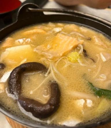 https://dgji3nicqfspr.cloudfront.net/KELAPA_DUA/Japanese_Restaurant/Sushi_Tei_Summarecon_Mal_Serpong/Reviews/thumbnail/IMG_Review_1718799108361_compressed2077963098124012718-17DA66AEBFED340F-thumb_1718799108783.jpg